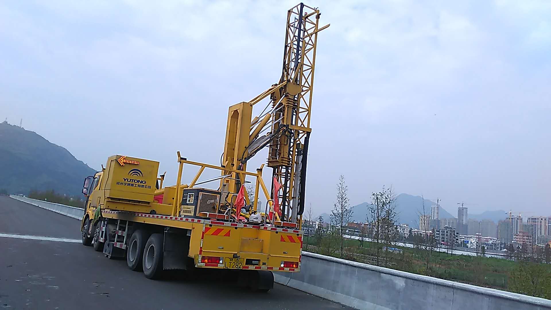 橋梁檢測車租賃案例